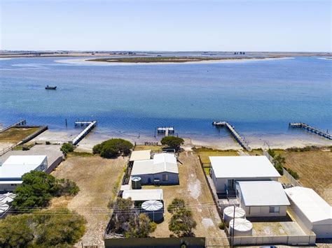 54 Mundoo Channel Drive, Hindmarsh Island SA 5214